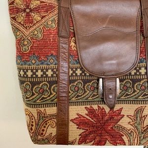Medium Size Navasota Bag